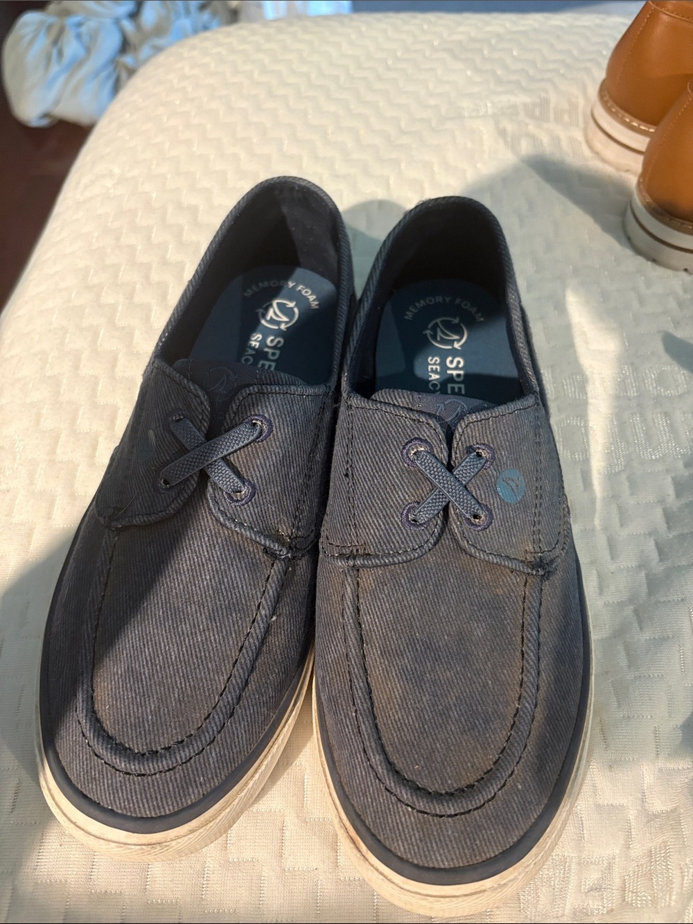 Sperry womens Navy Canvas Slip-On Boat Shoes size 8
